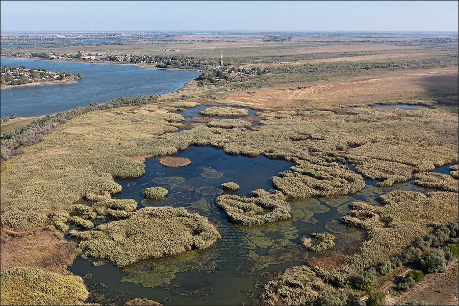 Снимок с высоты птичьего полета Астраханской области