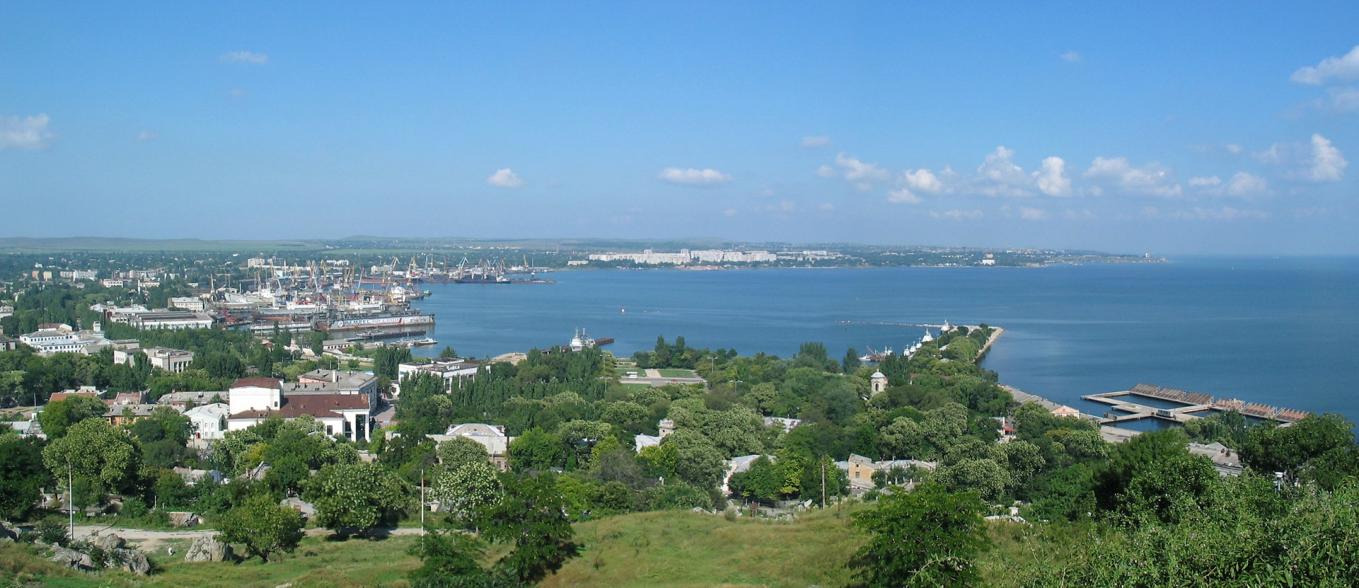 Пейзаж Крыма с высоты птичьего полета